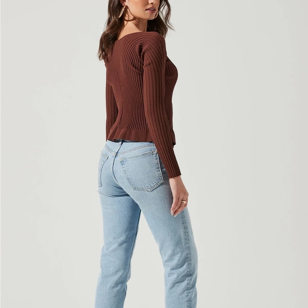The Angelique Rib Knit Cardigan Top - Picture 5 of 6